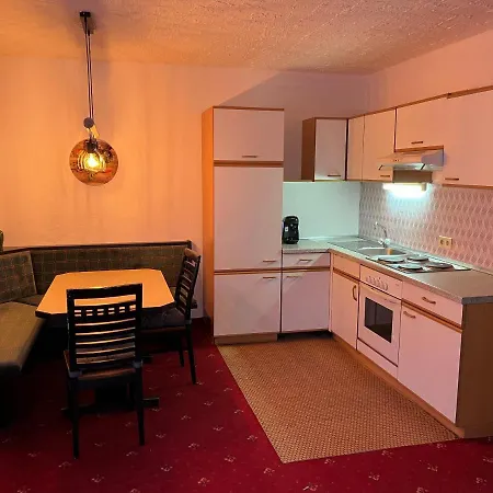 Weidach Zentrum 4 * Leutasch